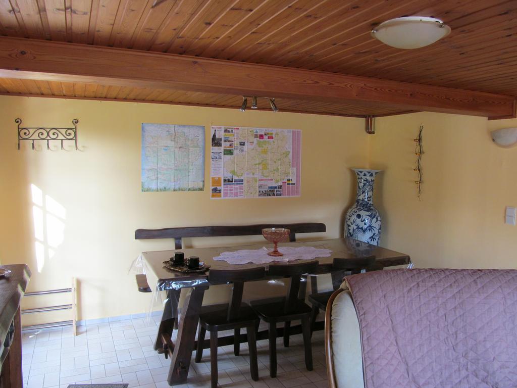Les Chèvrefeuilles Villa Walcourt Esterno foto